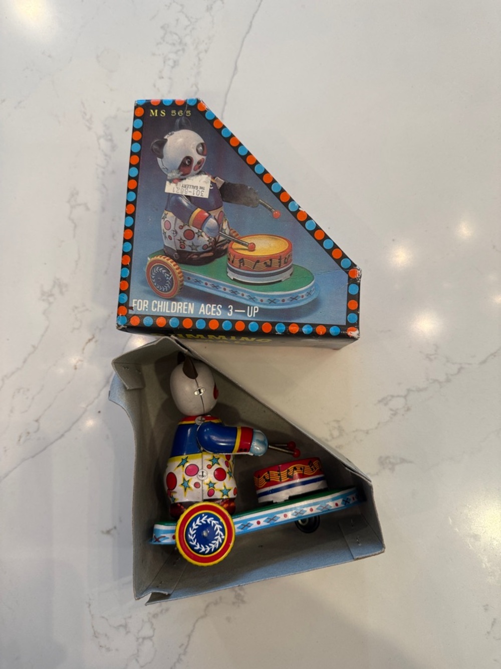 Vintage-style Wind-Up Panda Drummer Toy - Multicolor
